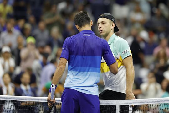 Tallon Griekspoor stuit in 2e ronde Dubai op Novak Djokovic