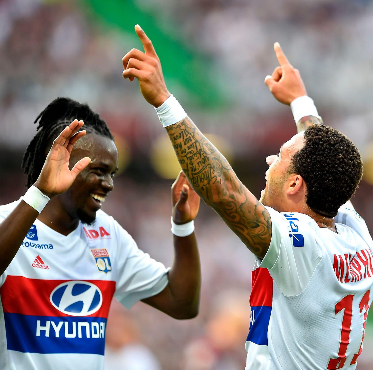 Memphis in topvorm bij Lyon: 4 assists en 1 goal bij 5-0 zege op Metz