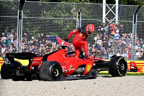 Frustratie bij Ferrari neemt toe na fiasco in Melbourne: 'Dit is de slechtste start OOIT'