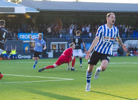 FC Eindhoven wint in vermakelijk duel van De Graafschap en gaat naar halve finale nacompetitie
