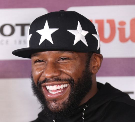 Floyd Mayweather mag wel pumpen en dumpen in de boksring, maar niet met cryptomunt