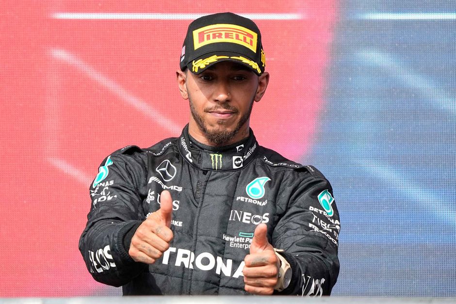 Zo dan! 37-jarige Hamilton wil snel nieuw contract tekenen bij Mercedes