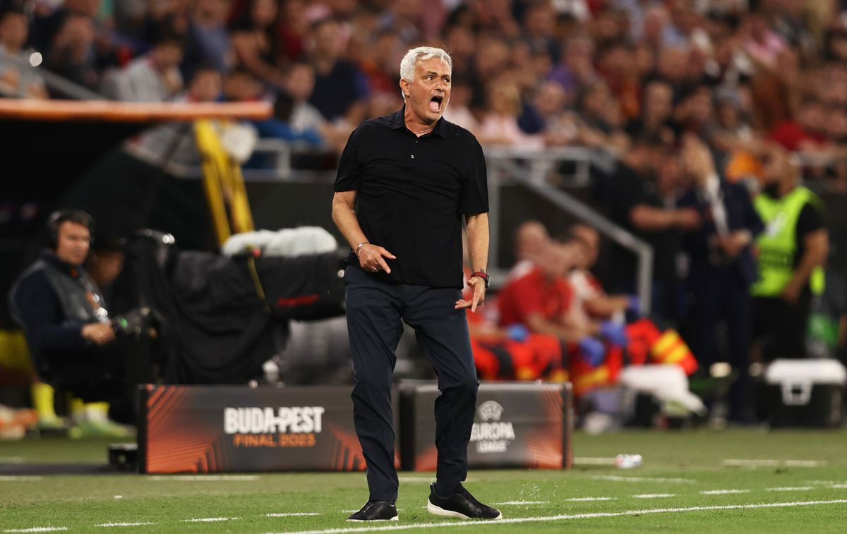 Straf dreigt voor José Mourinho: UEFA start onderzoek naar gedrag van 'The Special One'