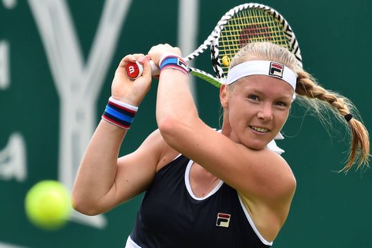 Kiki Bertens verslaat Aryna Sabalenka en is halve finalist in Eastbourne (video)