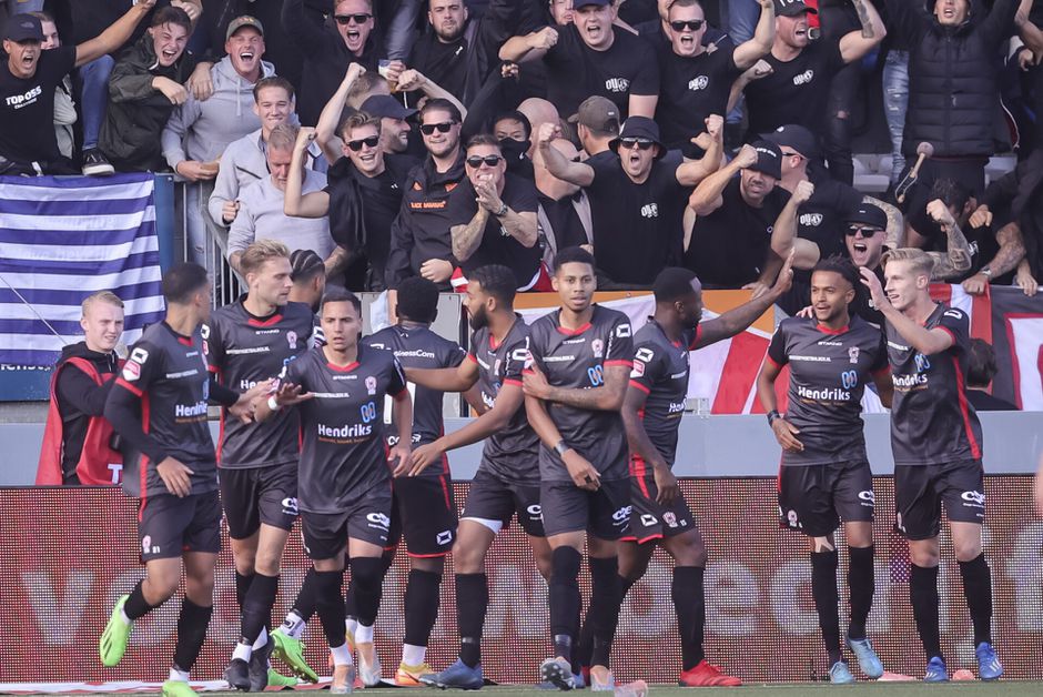 Dit is waarom de duels in de Keuken Kampioen Divisie vrijdag een uur later beginnen