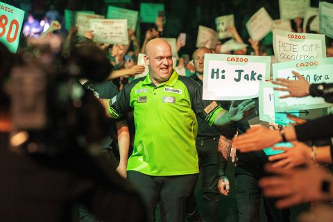 Programma Premier League Darts: dit is donderdag de tegenstander van Van Gerwen