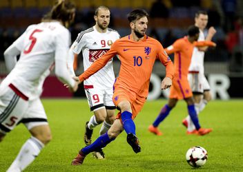 Oranje mist de geblesseerde Pröpper tegen Zweden