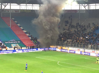 Pleuris breekt uit bij promotiefeest Dynamo Dresden