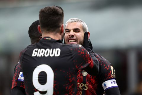 Milan - met invaller Zlatan - verslaat Atalanta in strijd om plek 2 in de Serie A