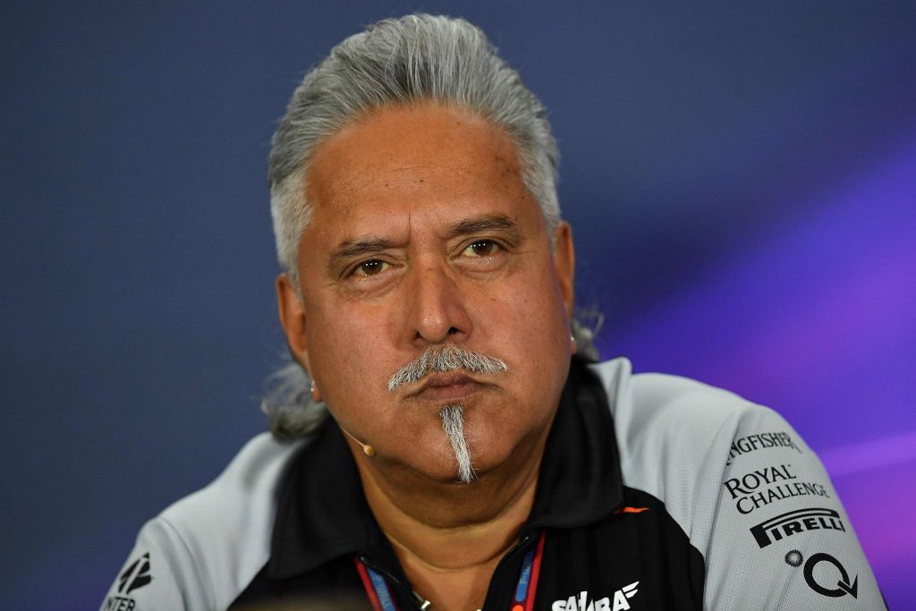 Politie pakt grote baas Force India op voor fraude