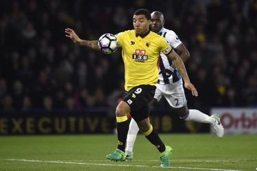 Watford wil cashen met Deeney