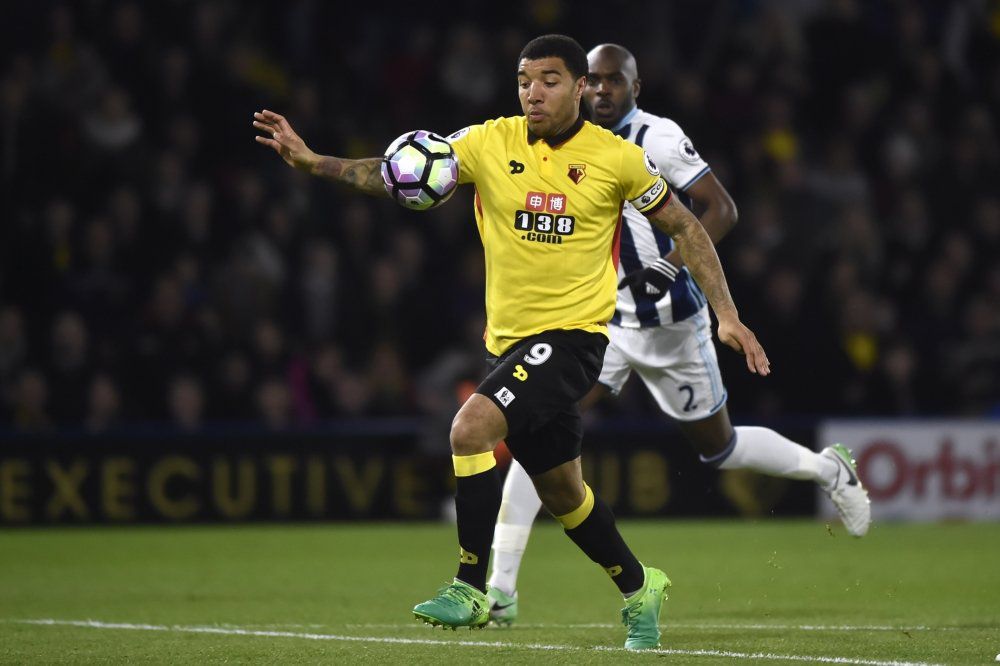 Watford wil cashen met Deeney