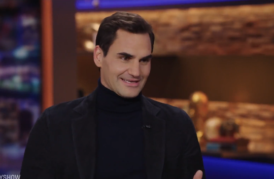🎥😂 | Roger Federer geweigerd bij Wimbledon: 'Ze geloofde niet dat ik 8 keer gewonnen had'