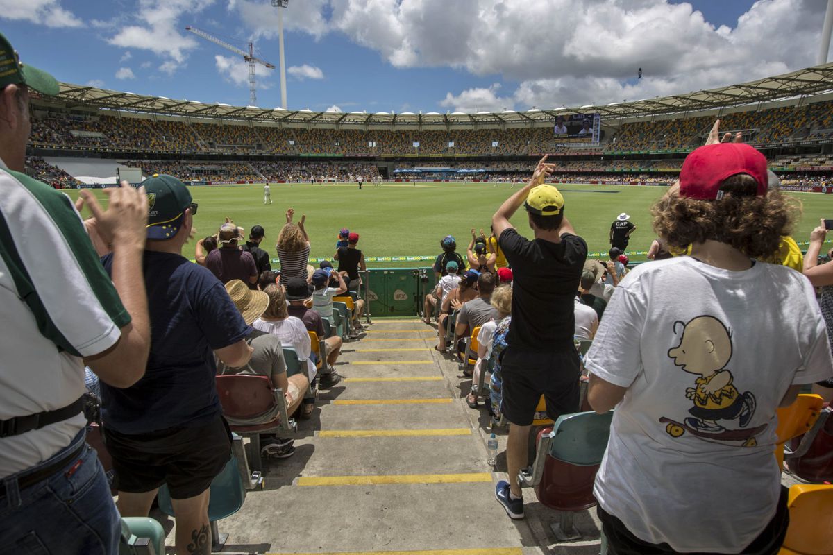 Cricketfans mogen alleen nog maar in speciale zones de 'moneyball' vangen