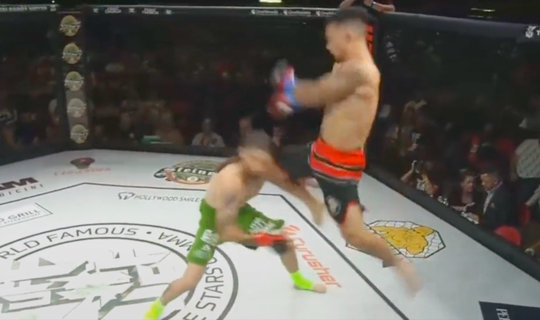 🎥 | KO! MMA-vechter Monabat pakt 1e zege ooit als prof na dit vliegende knietje