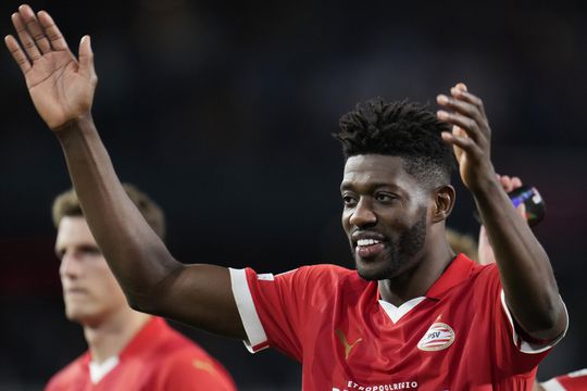 Nét op tijd! PSV-held Ibrahim Sangaré definitief naar Nottingham Forest