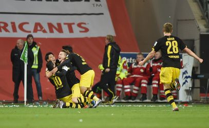 Dortmund in slotseconde met heerlijke goal langs Wolfsburg (video)