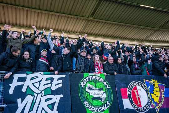🎥 | Uitvak van Feyenoord na zege op Sparta: 'Wij worden kampioen!'