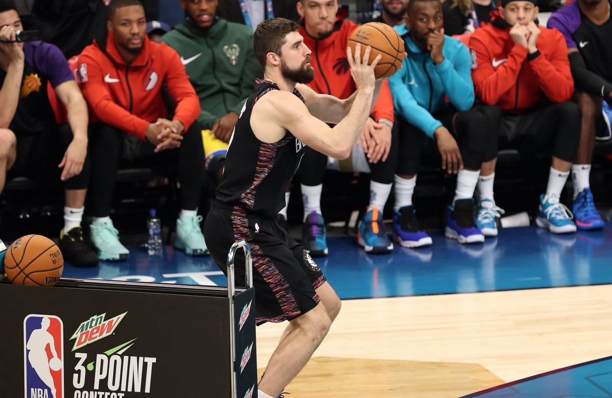 Nets-guard Joe Harris wordt gekroond tot koning van de driepunters tijdens All-Star Saturday Night