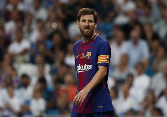 Messi gaat vrolijk verder in La Liga: 2 goals in 1 helft tegen Espanyol (video's)