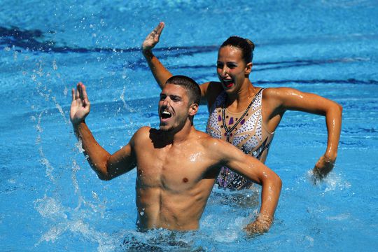 Inclusief! Mannen mogen voor het eerst synchroonzwemmen tijdens Olympische Spelen 2024