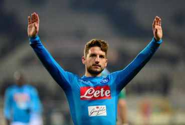 Napoli nieuwe koploper na winst op Torino