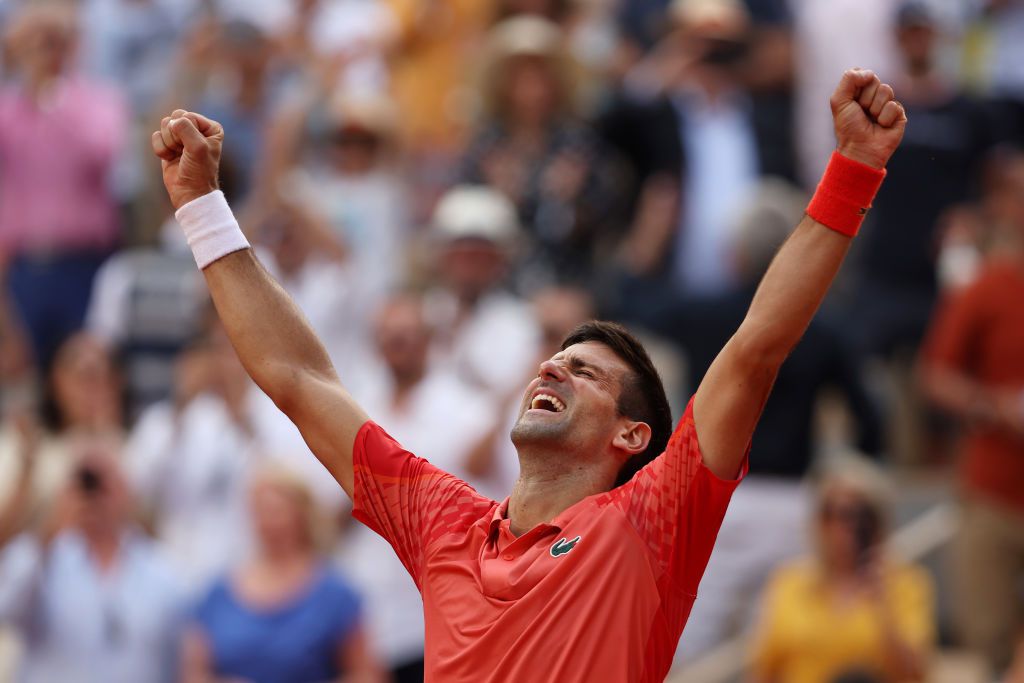 Fenomeen! Novak Djokovic schrijft geschiedenis op Roland Garros met 23e grandslamtitel