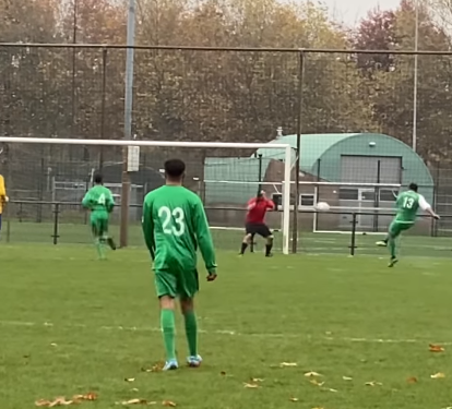 🎥 | Da's handel! Mobicep laat talent zien op voetbalveld: '2 goals en een assist'