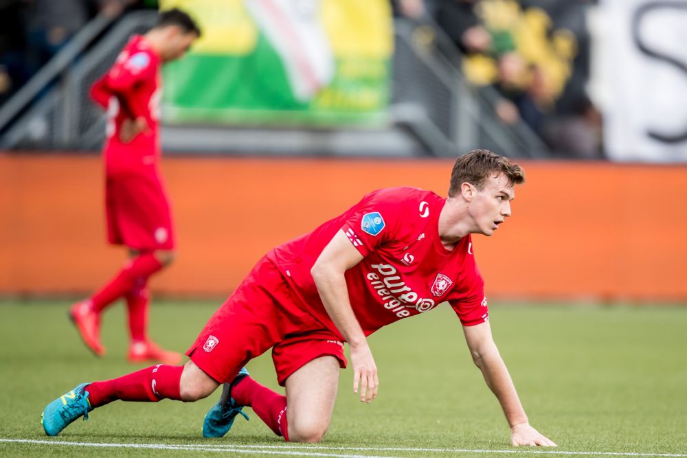 FC Twente kan zich na nederlaag bij ADO niet meer veilig spelen in reguliere seizoen