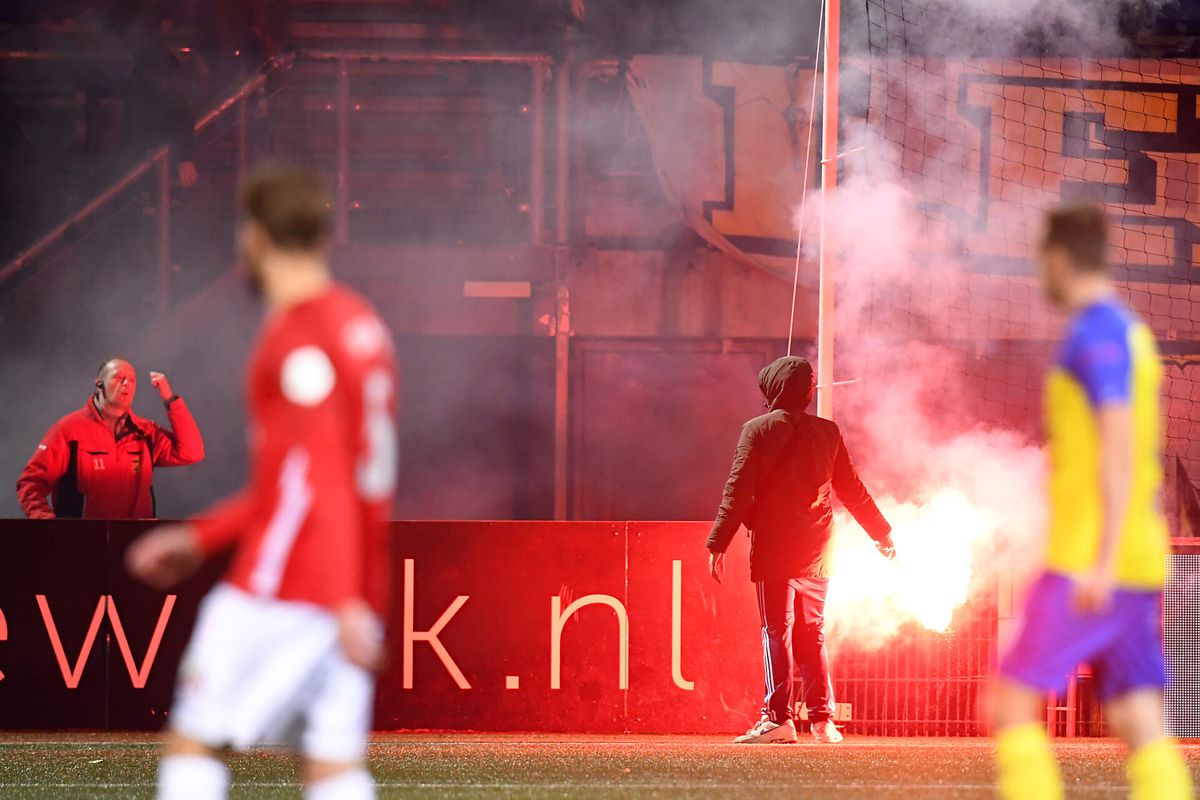 Cambuur komt met statement na misdragingen supporters: 'Een zwarte avond'