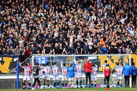 🎥 | Heerenveen wint Derby van het Noorden en houdt zicht op play-offs Europees voetbal