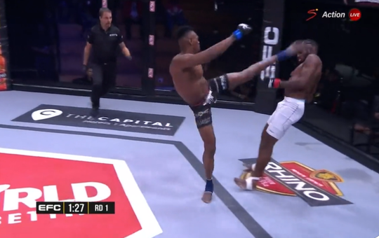 🎥 | KO! MMA-vechter Guelor Sondi slaat het licht uit bij Elvis Ngwalangwala