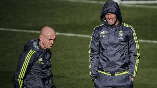 Zidane heeft materiaalman als assistent bij Real