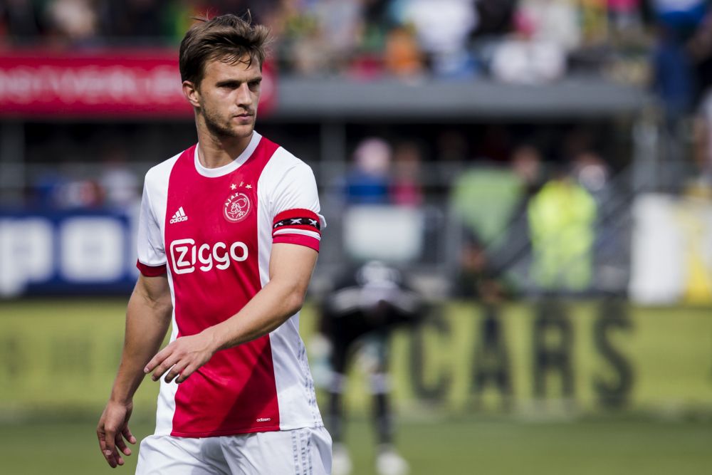Veltman chagrijnig: 'Wij weten zelf ook wel dat we niet des Ajax voetballen'