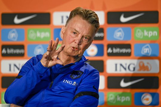 🎥 | Volg hier live de persconferentie van Louis van Gaal om 19.00 uur op donderdag