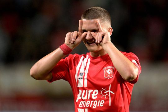 FC Twente herstelt zich van verliezen en heeft makkelijke avond tegen Excelsior