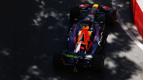 Verstappen denkt dat Ferrari iets sneller zal zijn bij de kwalificatie in Azerbeidzjan
