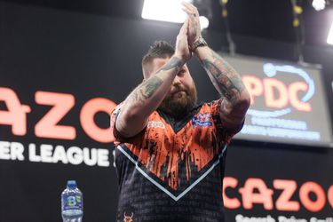 Michael Smith heeft (alweer) een superdag en blaast bij Players Championship 15 iedereen omver