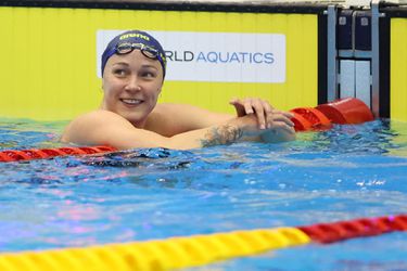 Sarah Sjöstrom wint op WK de 50 meter vlinder en zwemt kwartier later wereldrecord op 50 vrij