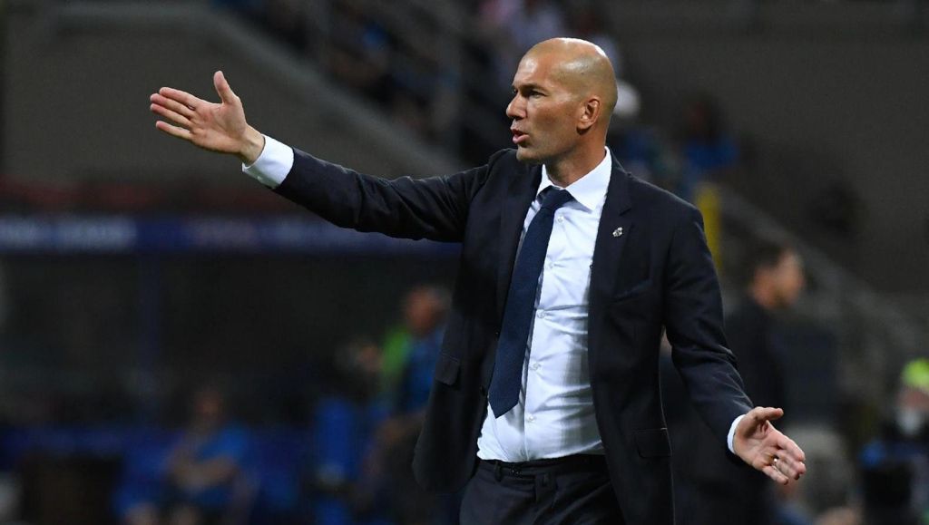 Real verdubbelt salaris Zidane naar 5,5 miljoen euro
