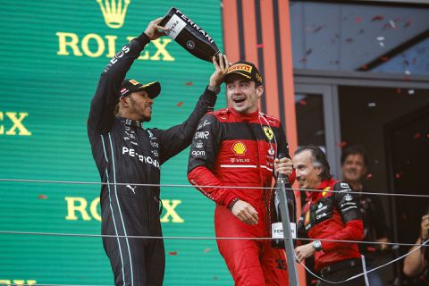 'Bange' Charles Leclerc pusht Ferrari op Red Bull Ring naar zege: 'Ben superblij'