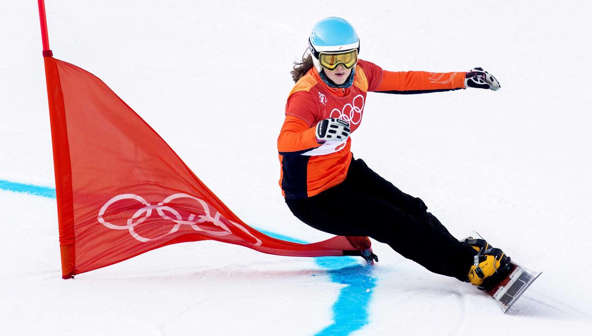 Snowboardster Dekker komt 0,01 seconde tekort voor achtste finales, goud voor Ledecka