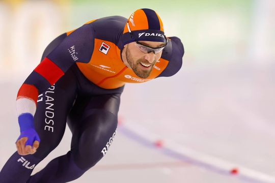 1500 meter bij de wereldbeker: Nuis en Krol op het podium, achter Howe