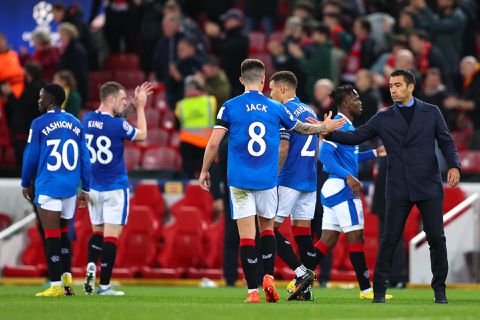Gio huilt alweer! Liverpool spaart Rangers nog met 2-0-zege op Anfield
