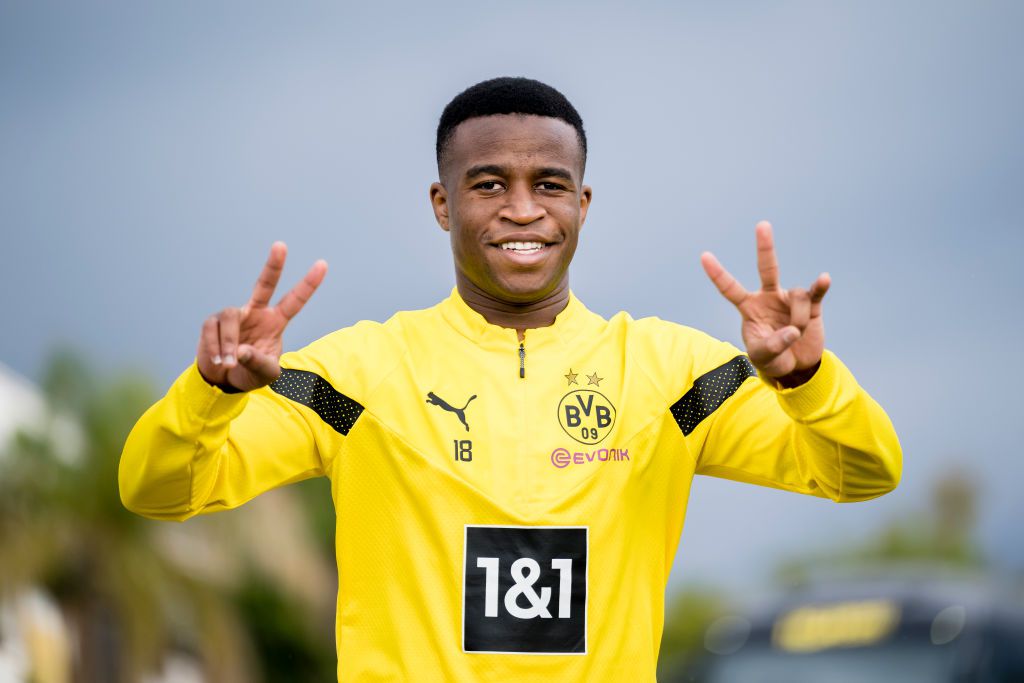 Borussia Dortmund verlengt contract toptalent Youssoufa Moukoko (18) tot 2026