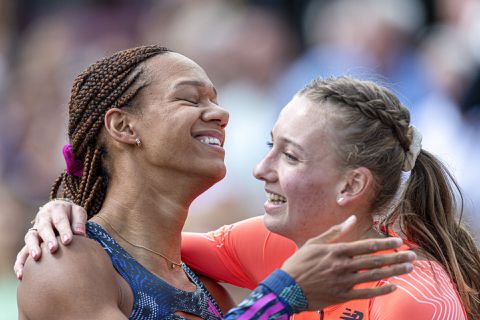 Tasa Jiya verslaat Femke Bol op NK atletiek en sprint naar titel op 200 meter