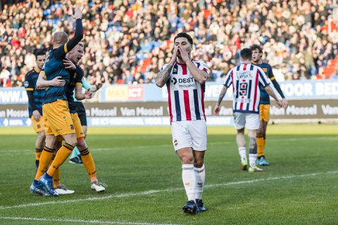 Alle kansen voor Willem II leveren niets op: Heerenveen pakt na 7 nederlagen op rij weer 1 punt