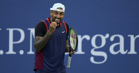Nick Kyrgios zeurt bij umpire over marihuanalucht: 'Over eten ga ik natuurlijk niet klagen'