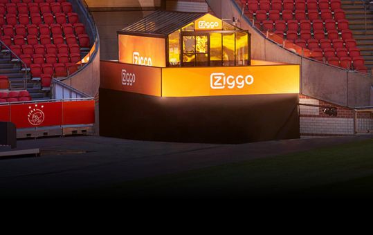 Ajax-fans kunnen met hashtags overnachting in de Arena winnen
