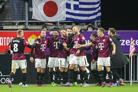 Invallers helpen FC Utrecht aan nuttige uitoverwinning op tiental Sparta